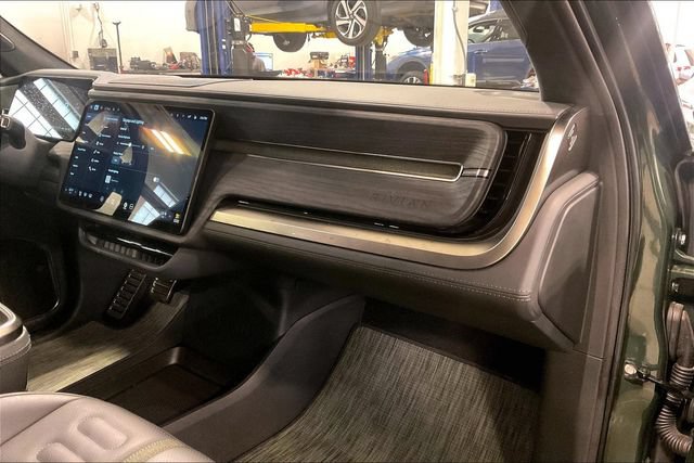 Used 2023 Rivian R1S Adventure AWD/4WD image 15