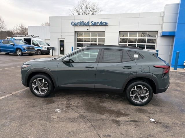 New 2026 Chevrolet Trax LT w/ Driver Confidence Package image 5