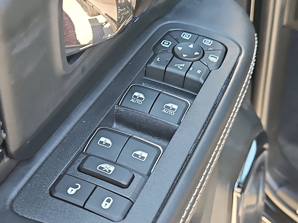 New 2026 RAM 2500 Limited AWD/4WD image 13