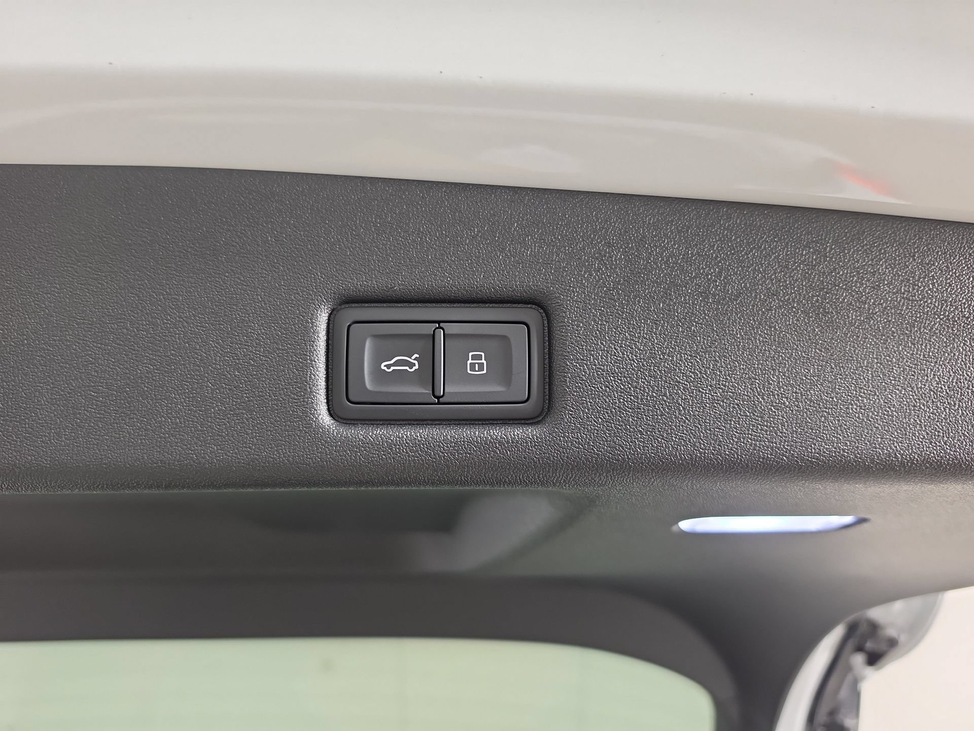 New 2026 Audi SQ5 Premium Plus AWD/4WD image 13