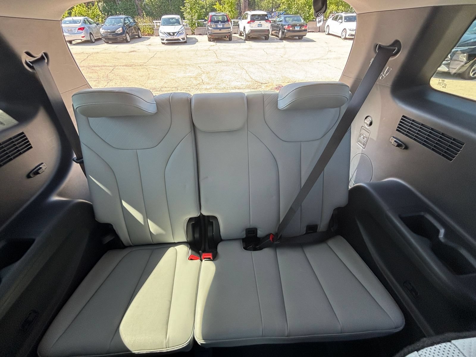 Used 2025 Hyundai Palisade SEL FWD image 31