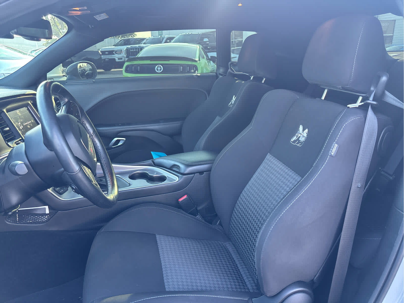 Used 2022 Dodge Challenger R/T Scat Pack RWD image 5