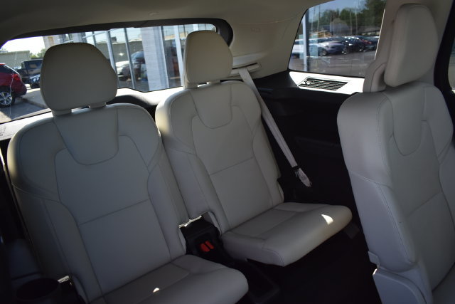 Used 2020 Volvo XC90 T6 Momentum w/ Protection Package Premier AWD/4WD image 43