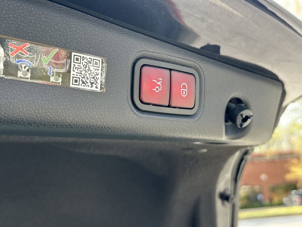 Certified 2023 Mercedes-Benz E 350 4MATIC Sedan image 22