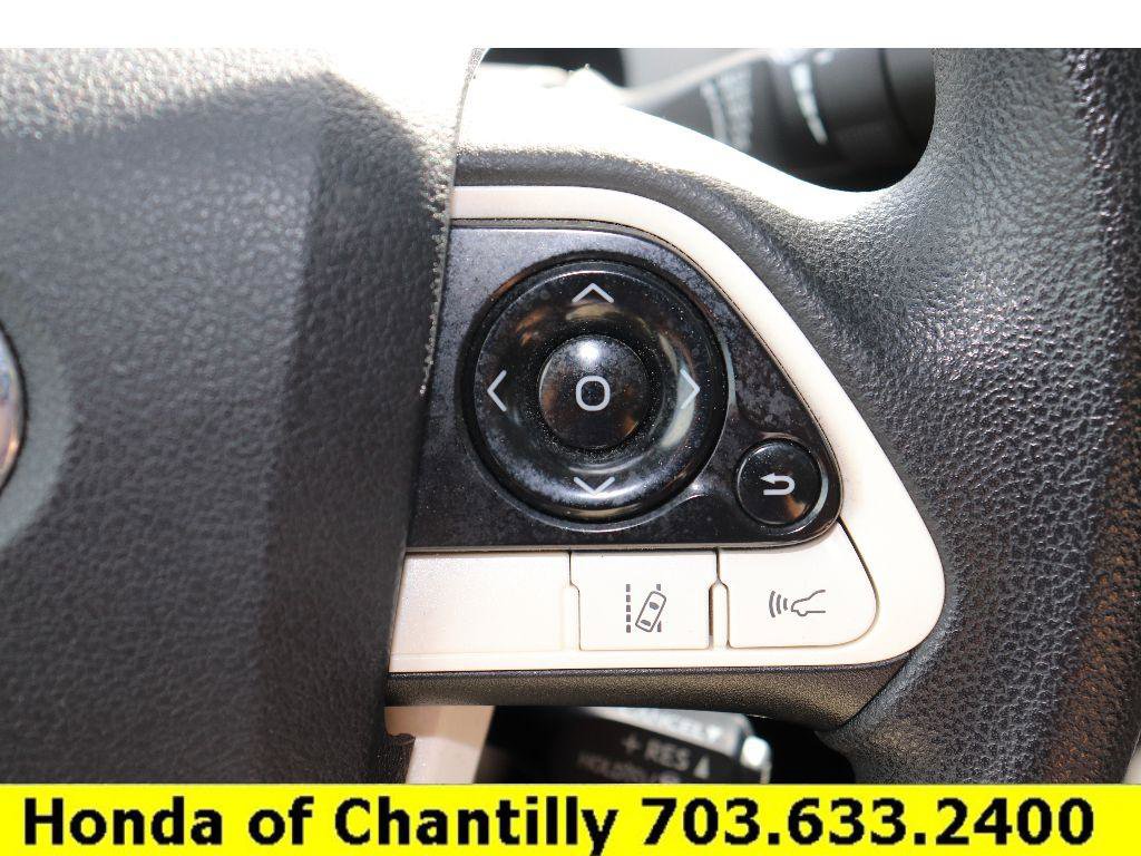 Used 2018 Toyota Prius One w/ Carpet Mat Package FWD image 26