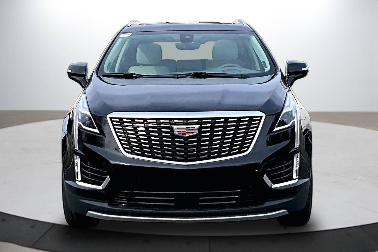 Used 2024 Cadillac XT5 Premium Luxury w/ Technology Package image 3