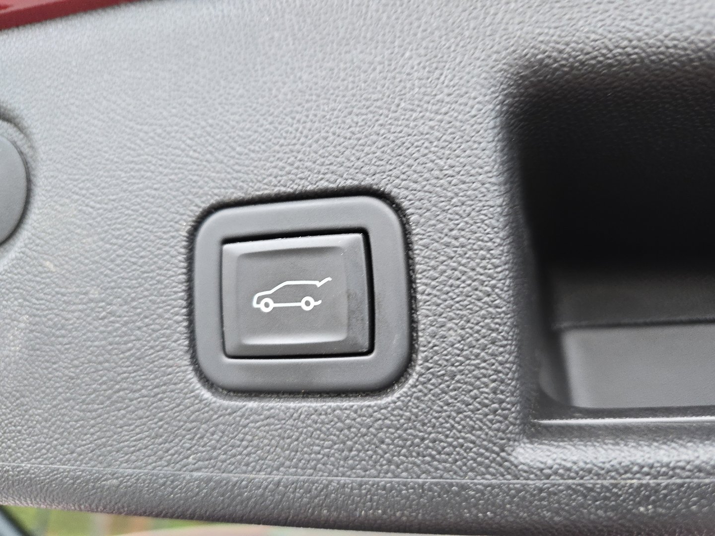 Used 2023 Chevrolet Equinox LT image 19