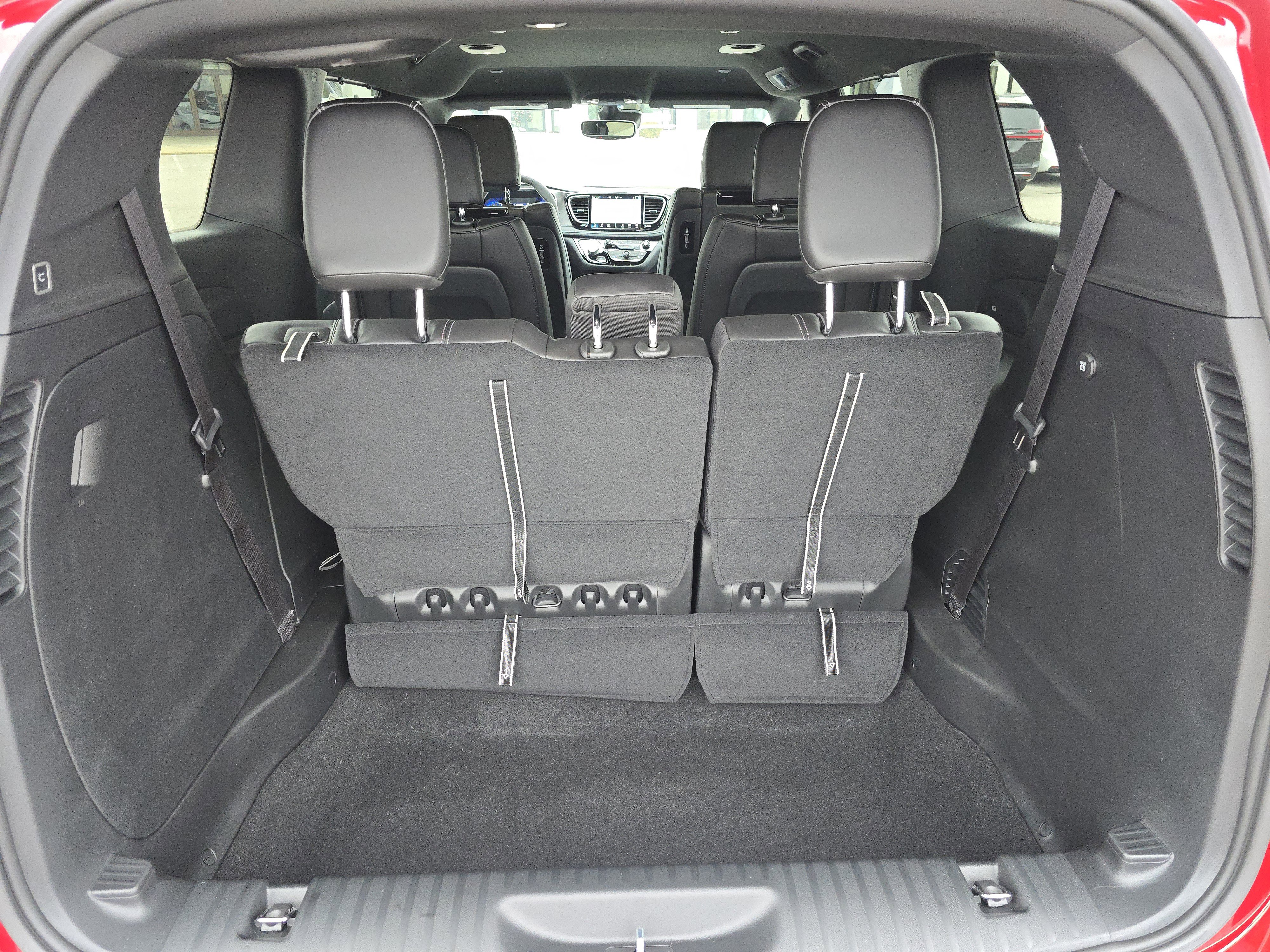 New 2026 Chrysler Pacifica Select FWD image 22