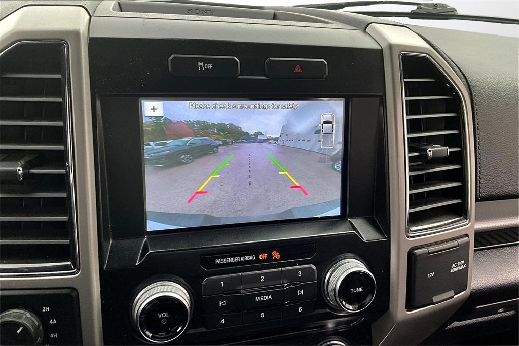 Used 2017 Ford F150 Lariat w/ Equipment Group 502A Luxury image 14