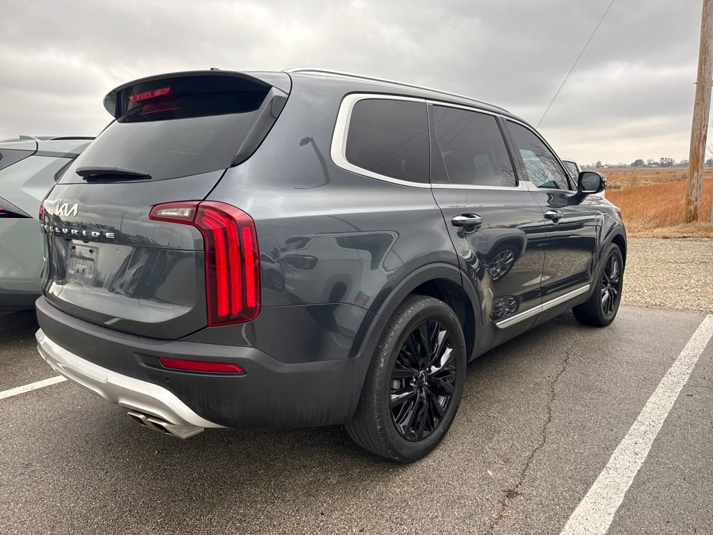 Used 2022 Kia Telluride SX w/ SX Prestige Package image 4