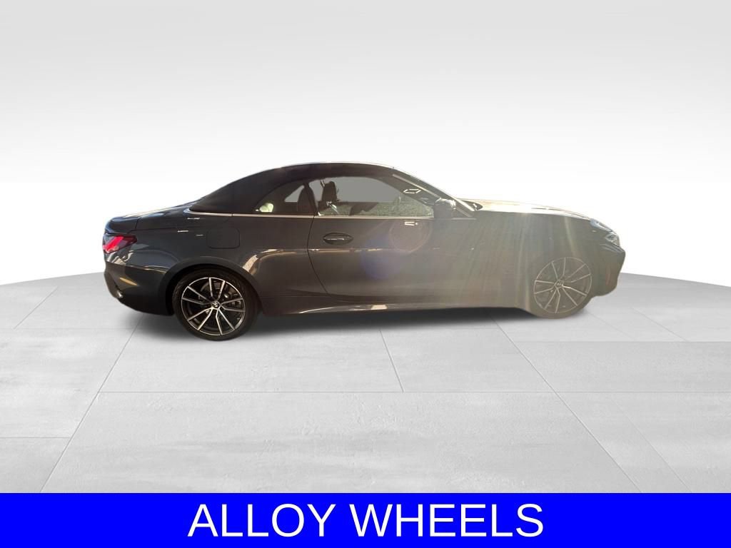 Used 2024 BMW 430i Convertible image 3