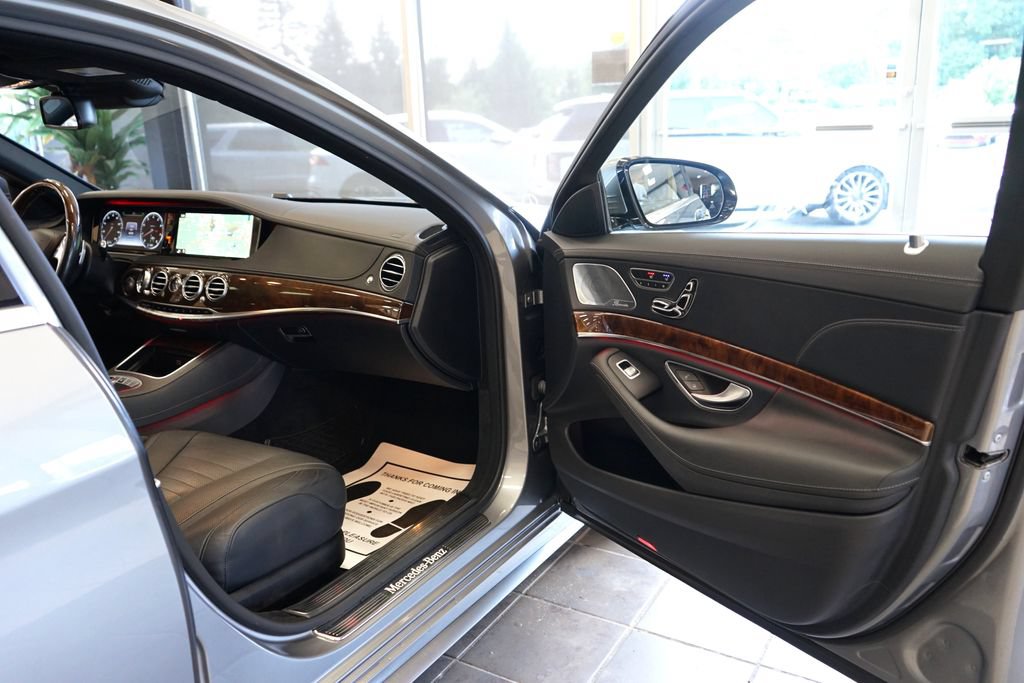 Used 2015 Mercedes-Benz S 550 4MATIC Sedan image 44