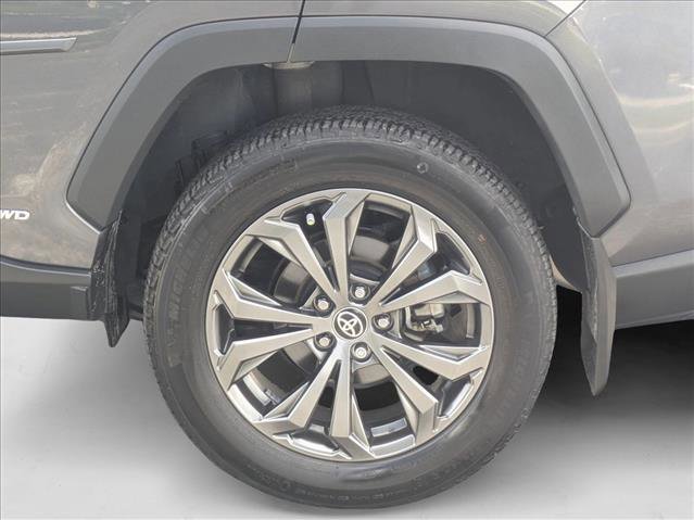 Used 2023 Toyota RAV4 XLE Premium image 22