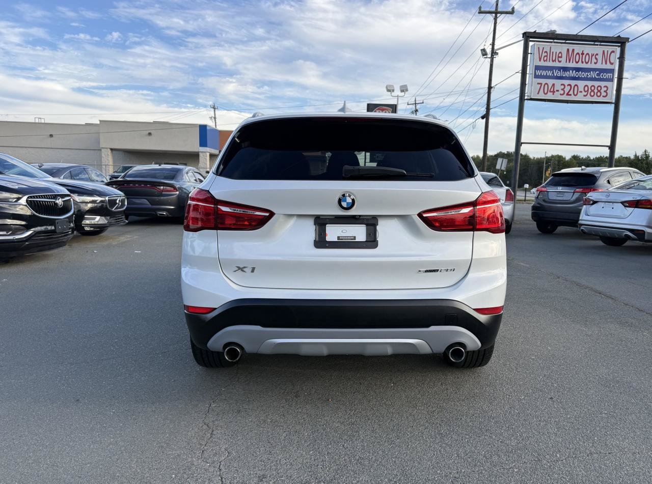 Used 2018 BMW X1 sDrive28i w/ Convenience Package FWD image 5
