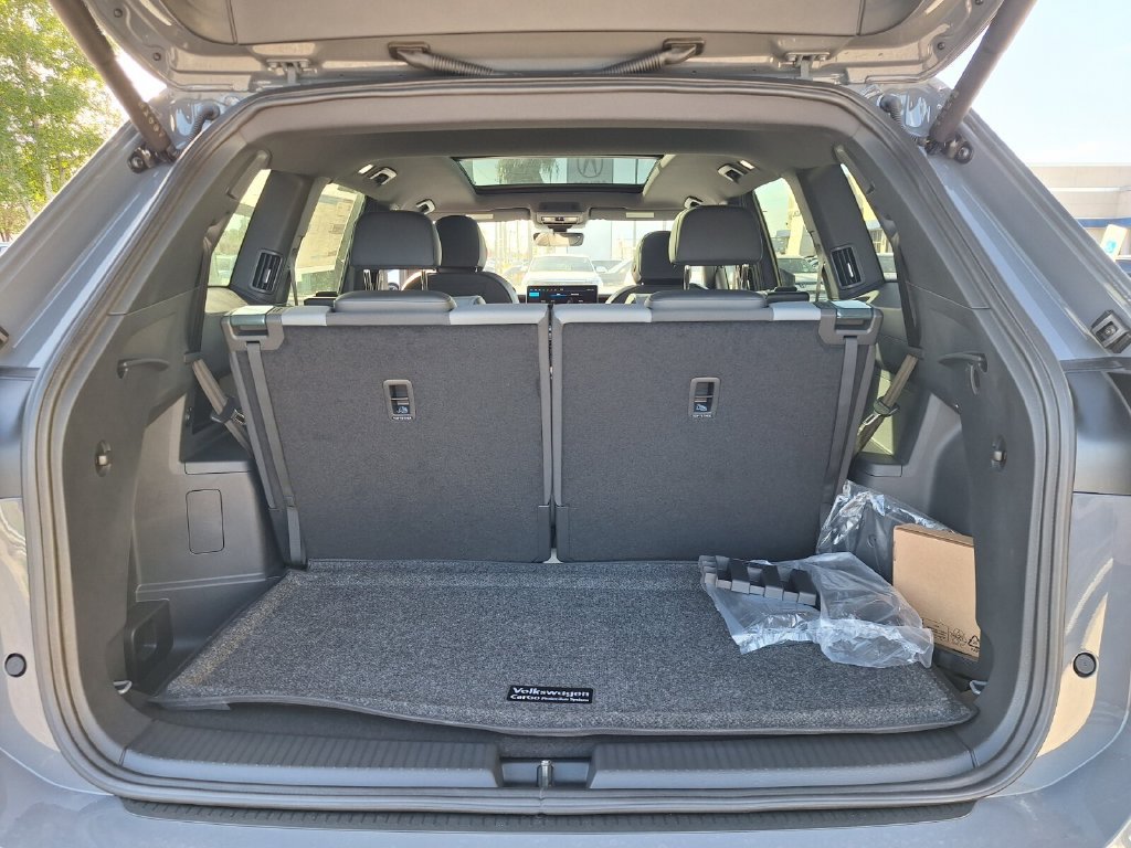 New 2027 Volkswagen Atlas SEL Premium R-Line AWD/4WD image 18