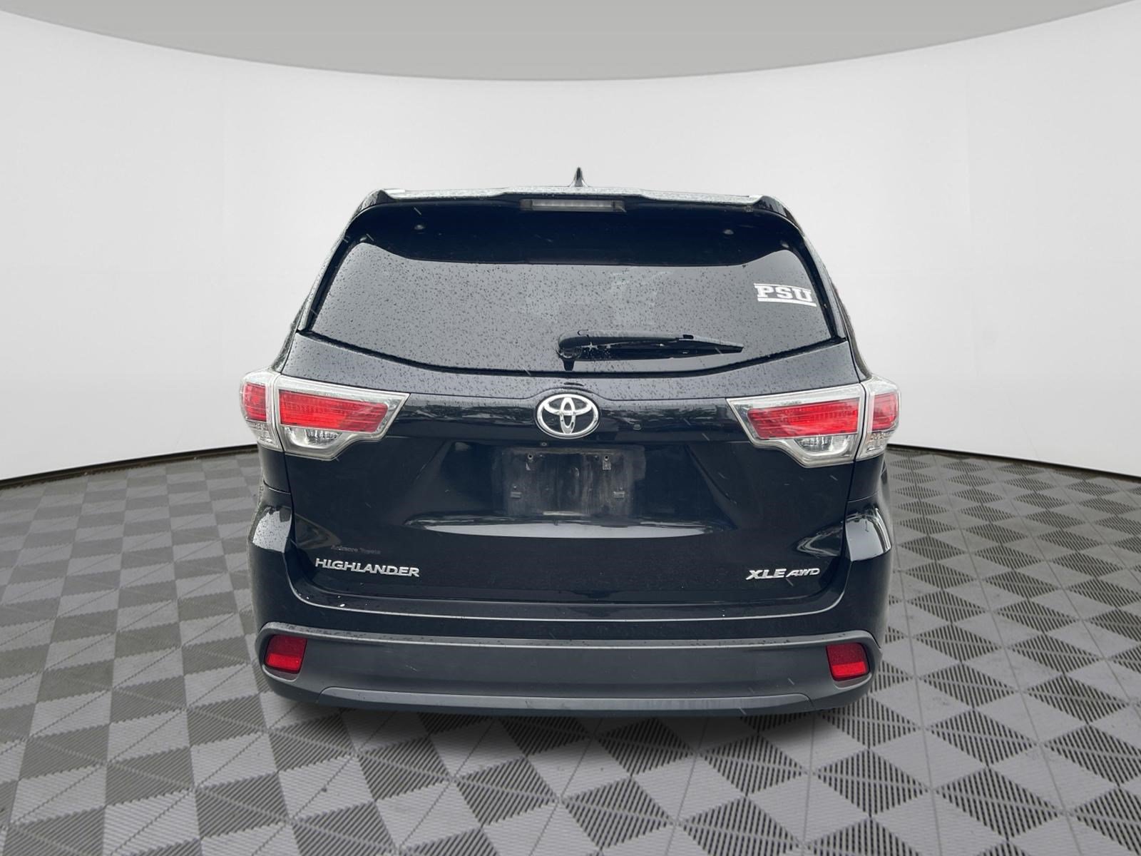 Used 2015 Toyota Highlander XLE AWD/4WD image 6