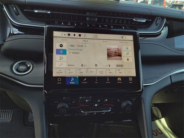 New 2022 Jeep Grand Cherokee Limited 4xe w/ Luxury Tech Group II image 22