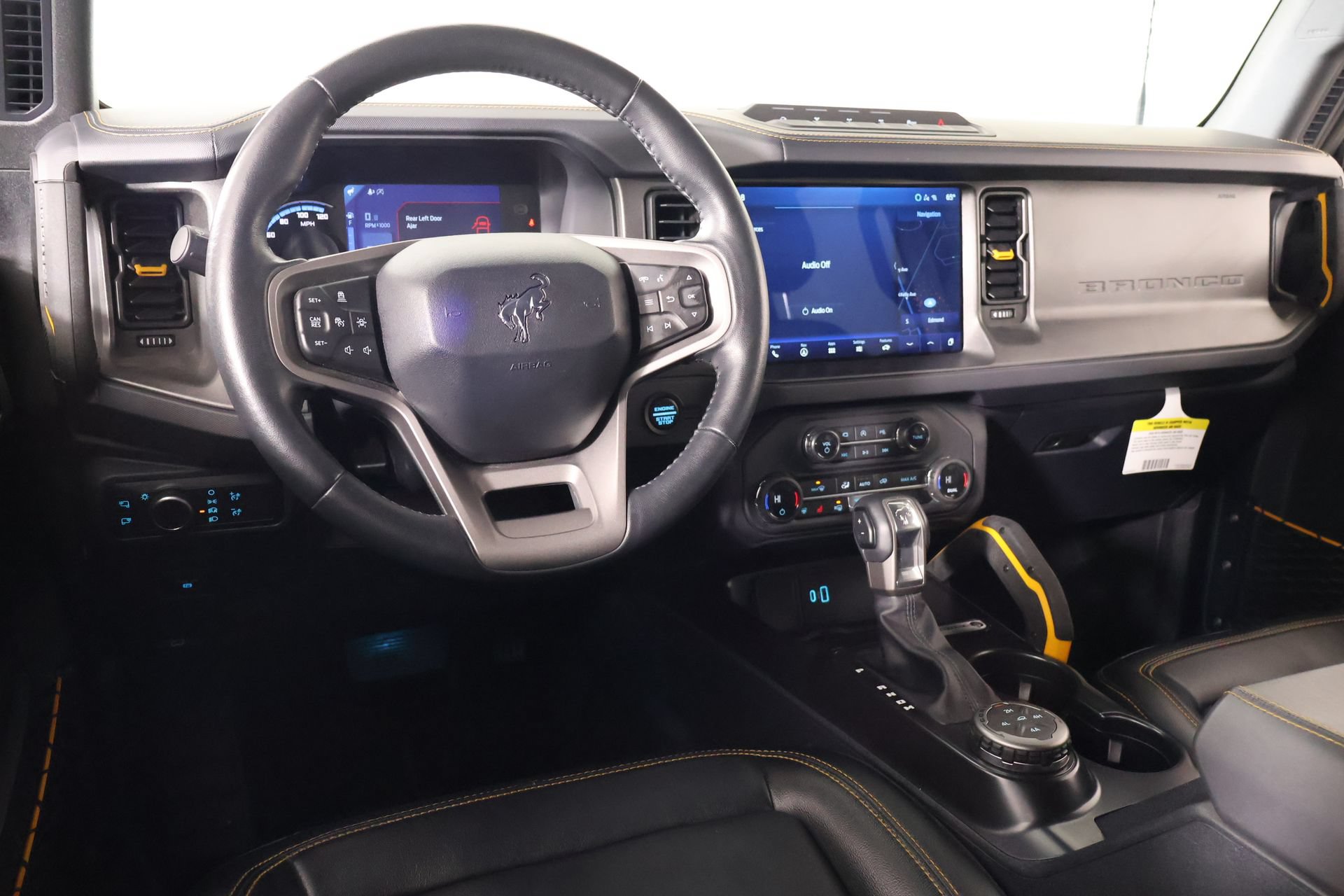 Used 2024 Ford Bronco Badlands AWD/4WD image 2
