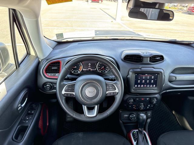 Used 2020 Jeep Renegade Trailhawk AWD/4WD image 13