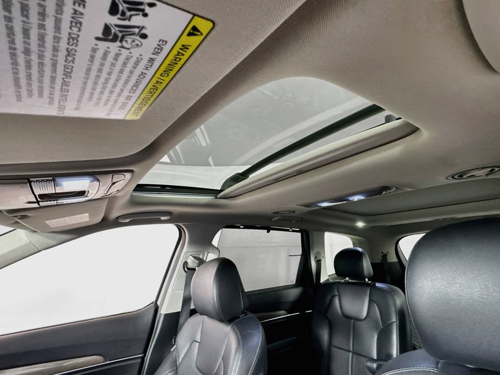 Used 2022 Kia Telluride SX w/ Nightfall Edition Package AWD/4WD image 23