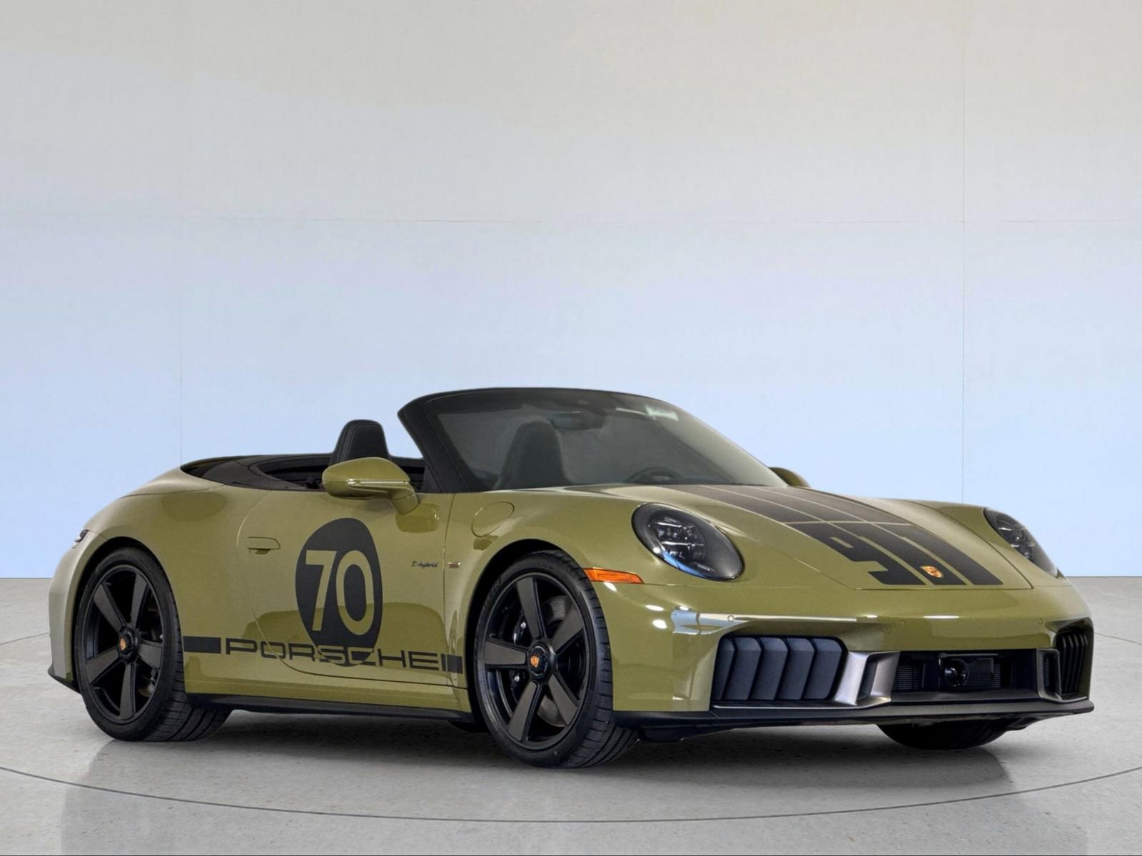 Certified 2026 Porsche 911 Carrera 4 GTS image 12