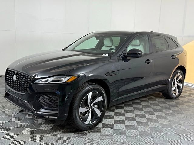 New 2026 Jaguar F-PACE R-Dynamic S image 3