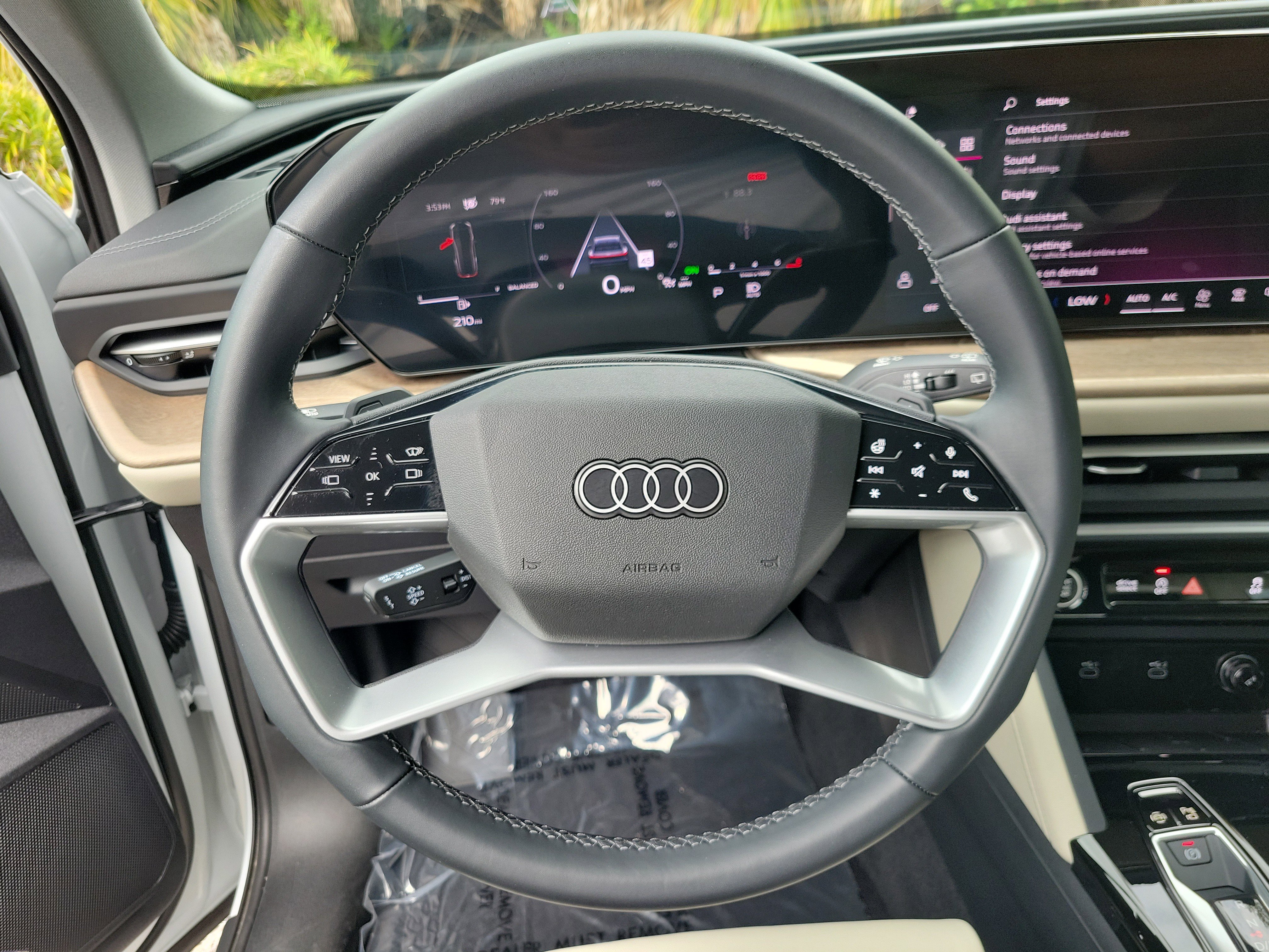 Used 2025 Audi Q5 Premium Plus w/ Premium Plus AWD/4WD image 31