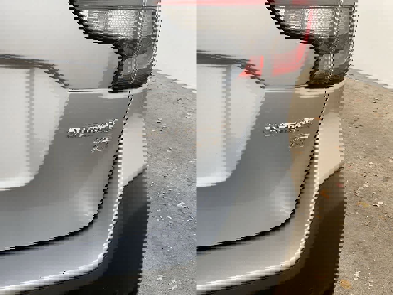 Used 2023 Subaru Outback Limited XT image 11