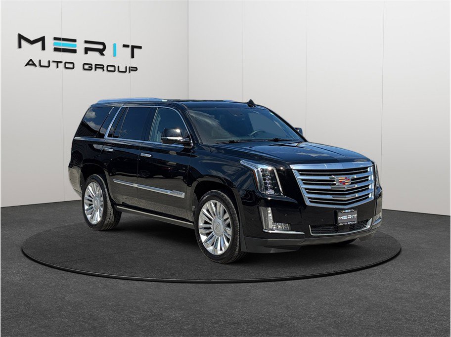 Used 2020 Cadillac Escalade Platinum AWD/4WD image 1