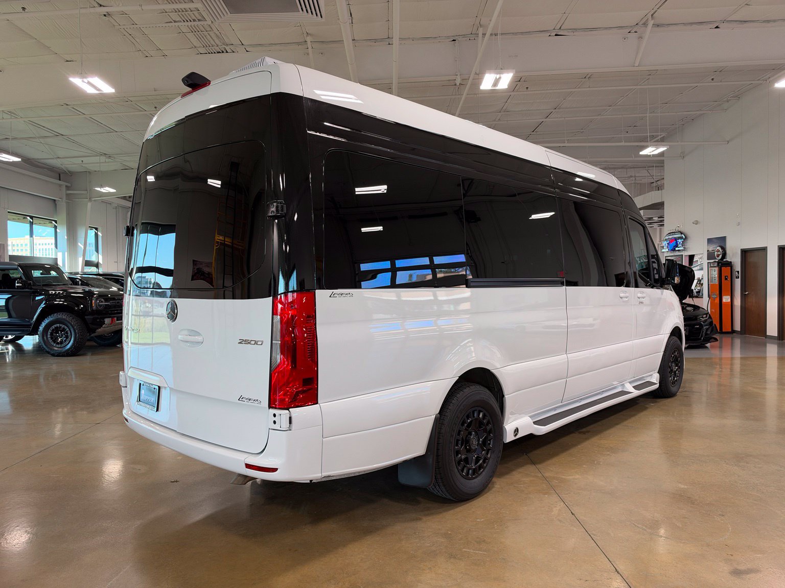 Used 2026 Mercedes-Benz Sprinter 2500 image 8