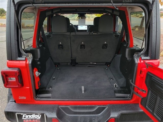 Used 2024 Jeep Wrangler Rubicon image 15