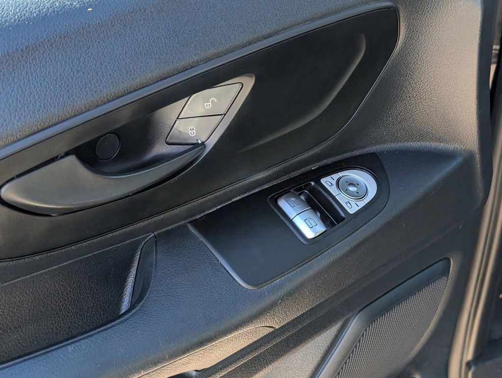 Used 2020 Mercedes-Benz Metris Passenger w/ Premium Safety Package image 17