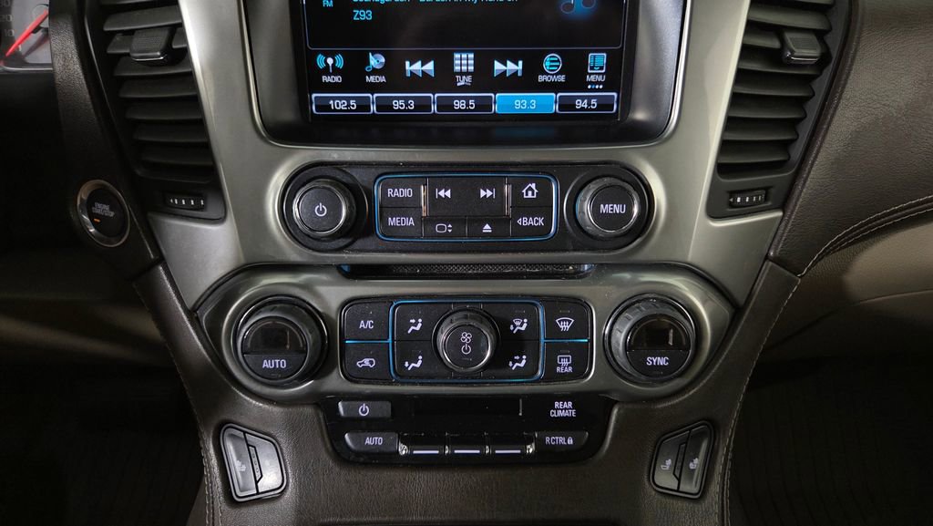 Used 2018 Chevrolet Tahoe LT w/ LT Signature Package AWD/4WD image 24