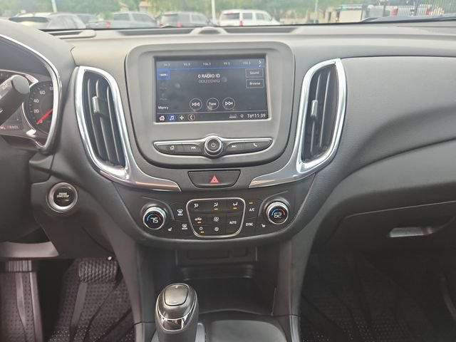 Used 2020 Chevrolet Equinox LT w/ Driver Convenience Package FWD image 19