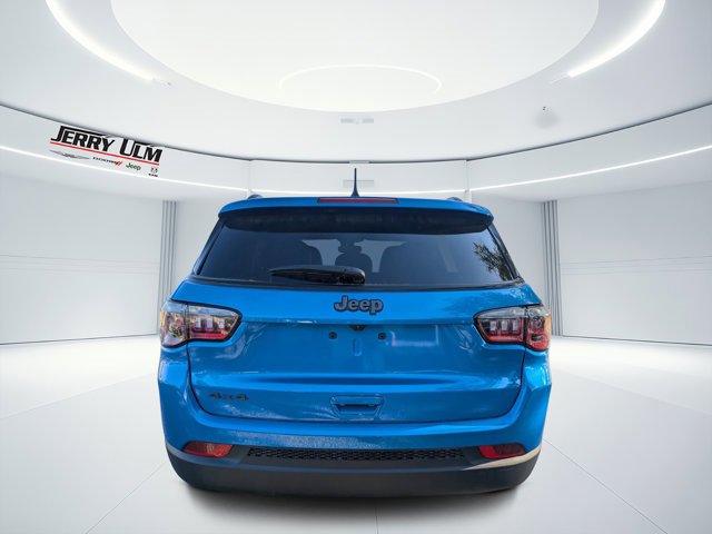New 2026 Jeep Compass Latitude w/ Sun and Sound Group image 29