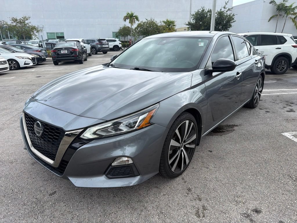 Used 2021 Nissan Altima 2.5 SR FWD image 3