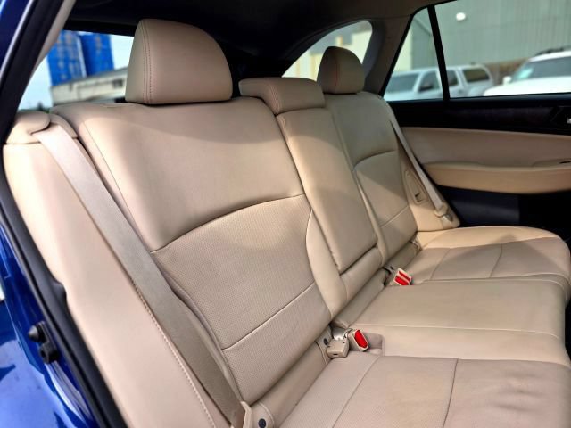 Used 2015 Subaru Outback 2.5i Limited AWD/4WD image 36