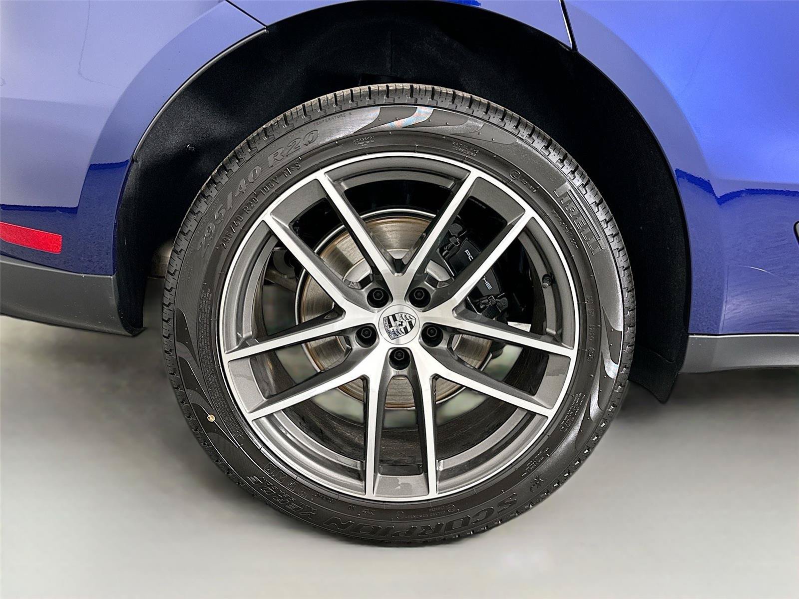 Certified 2026 Porsche Macan Turbo AWD/4WD image 13