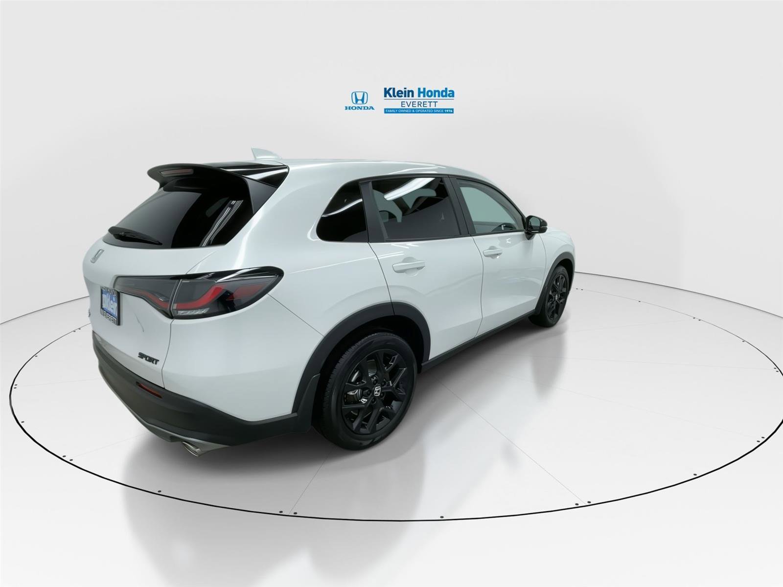 Certified 2025 Honda HR-V Sport image 2