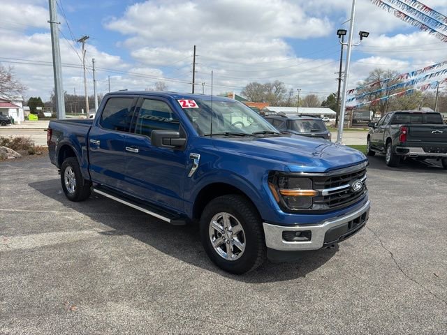 Used 2025 Ford F150 XLT w/ Equipment Group 301A Standard AWD/4WD image 19