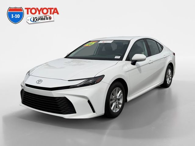 Certified 2025 Toyota Camry LE image 1
