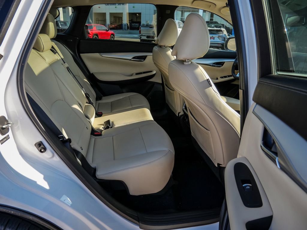 Used 2019 INFINITI QX50 Luxe w/ Navigation Package image 20