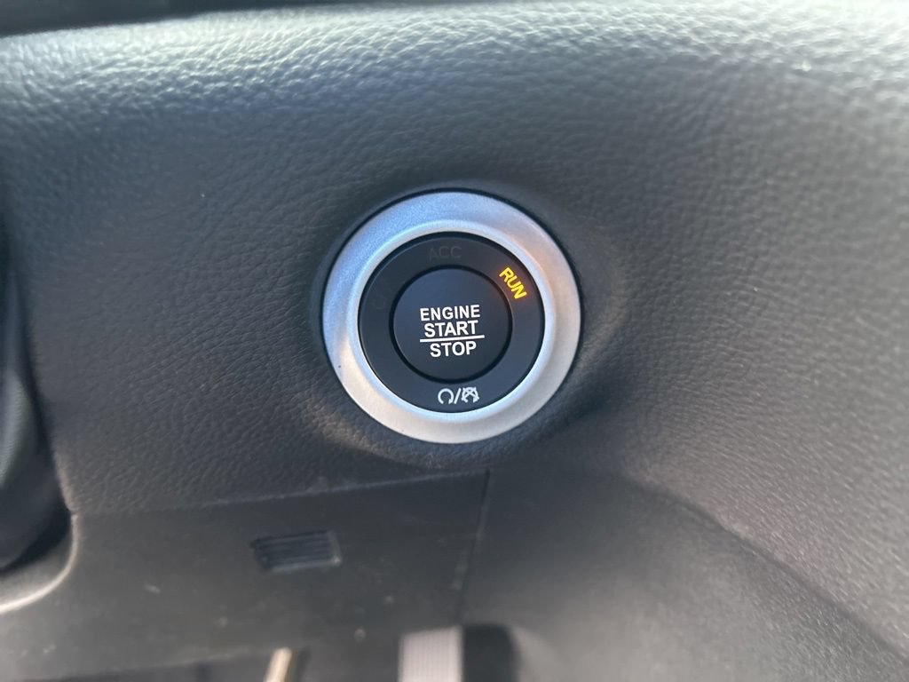 New 2026 Chrysler Pacifica Select FWD image 44