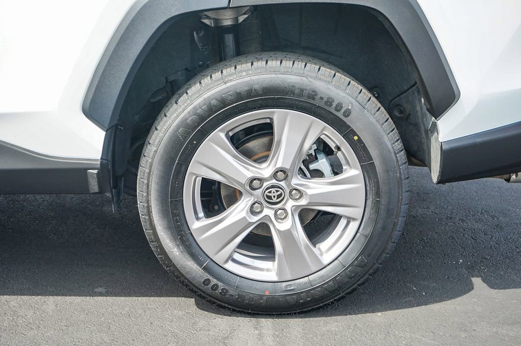 Used 2025 Toyota RAV4 XLE image 12