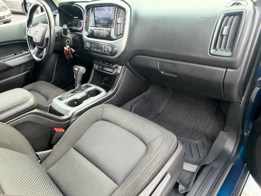 Used 2019 Chevrolet Colorado LT w/ LT Convenience Package AWD/4WD image 16
