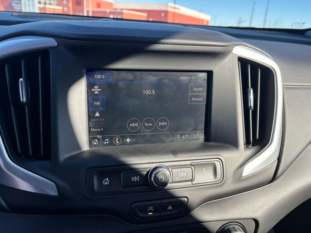 Used 2024 GMC Terrain SLE image 14