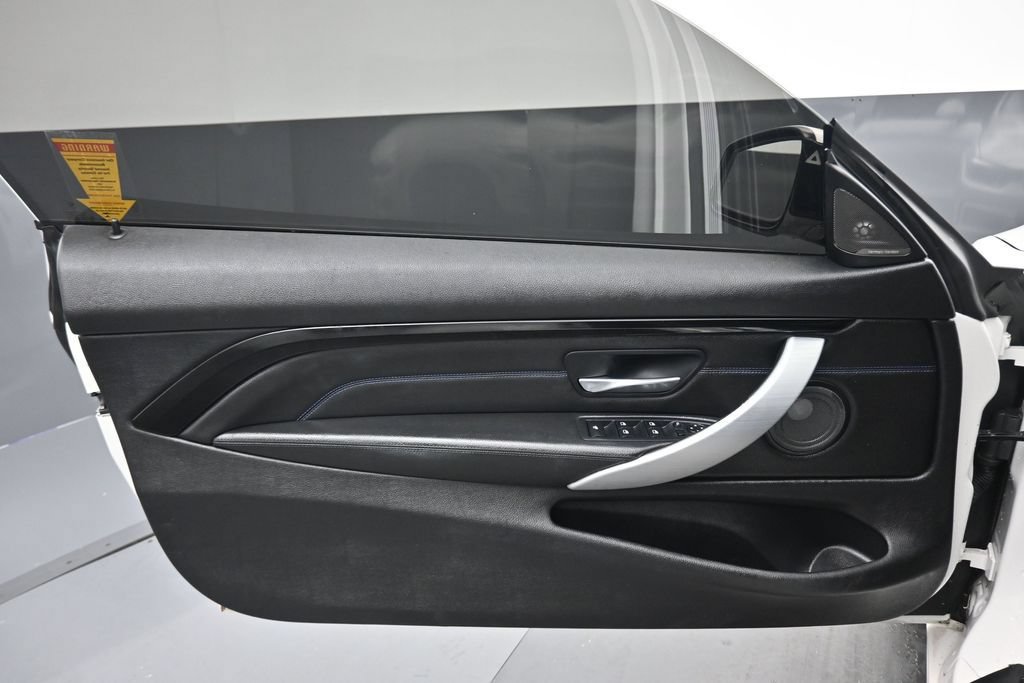 Used 2016 BMW 435i xDrive Convertible AWD/4WD image 9