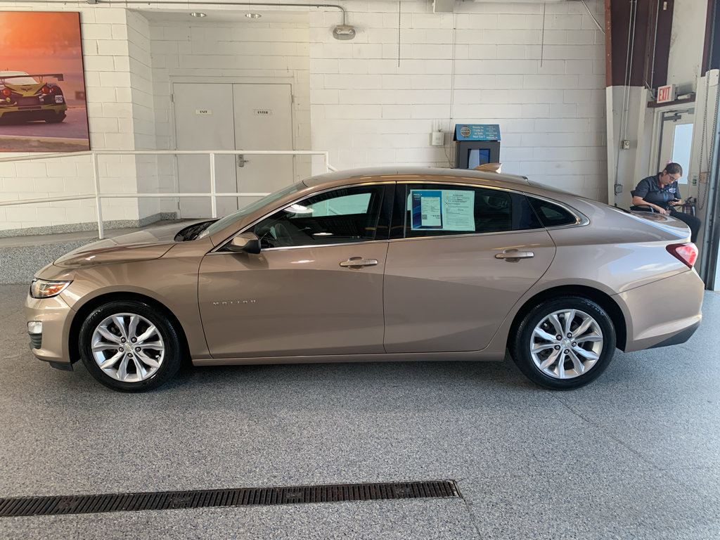 Used 2019 Chevrolet Malibu LT FWD image 5