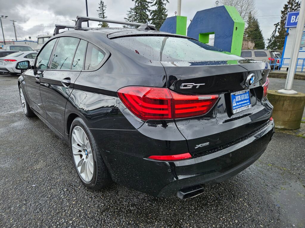 Used 2016 BMW 550i Gran Turismo xDrive w/ M Sport image 3