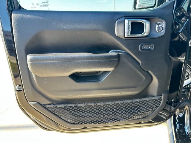 Used 2023 Jeep Gladiator Willys image 17